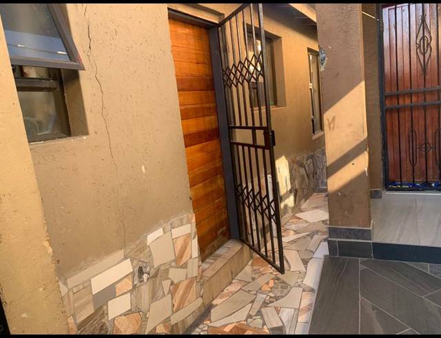3 BEDROOM HOUSE FOR SALE IN KAALFONTEIN